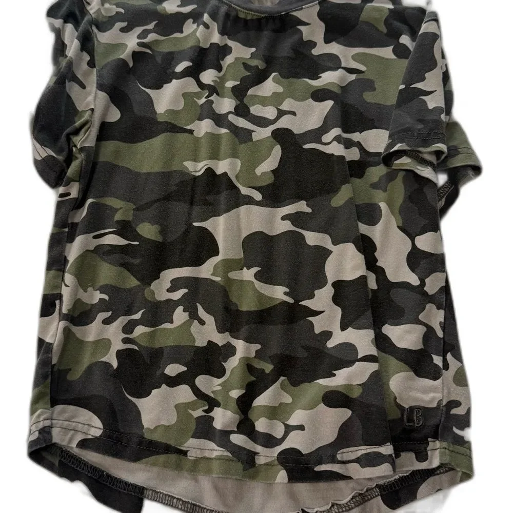Little Bipsy Camouflage Short Sleeve Tee- bamboo 4/5T oversized fit